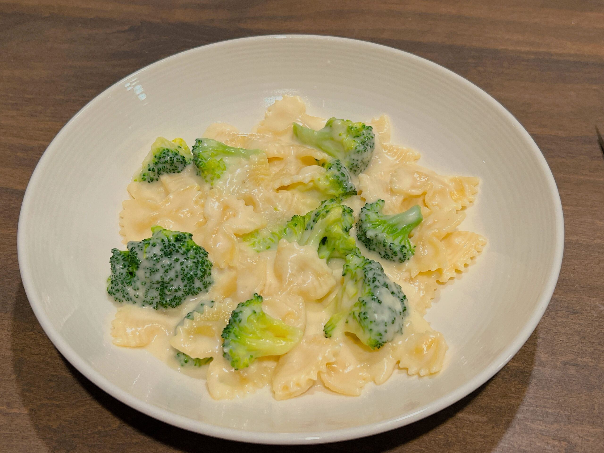 White Cheddar Broccoli Pasta
