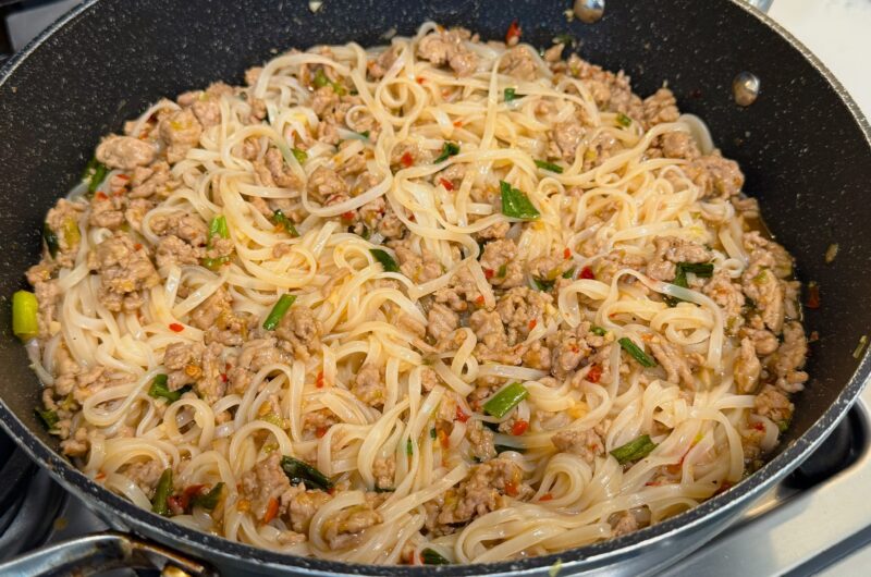 Ground Chicken Sweet Chili Noodles