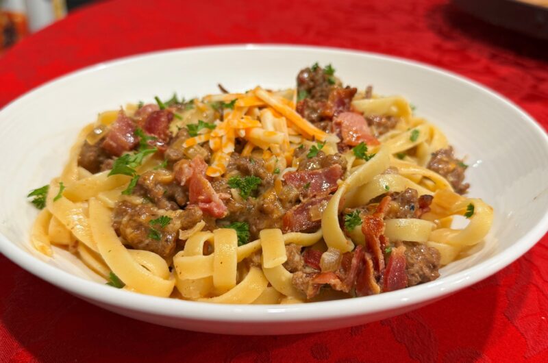 Loaded Bacon Cheeseburger Alfredo Pasta