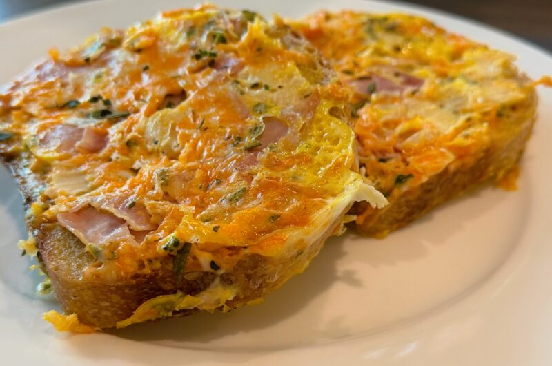 Cheesy Egg Toast