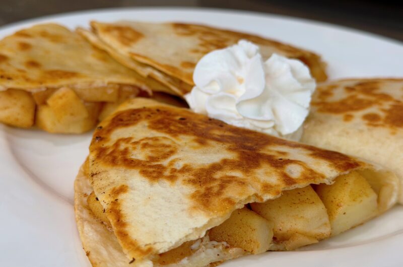 Apple Cinnamon Breakfast Quesadillas